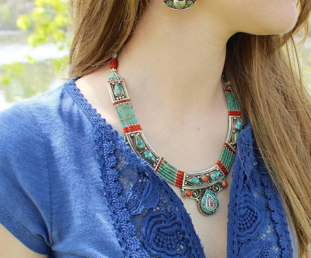 An Exquisite Handmade Karma Dolma Necklace