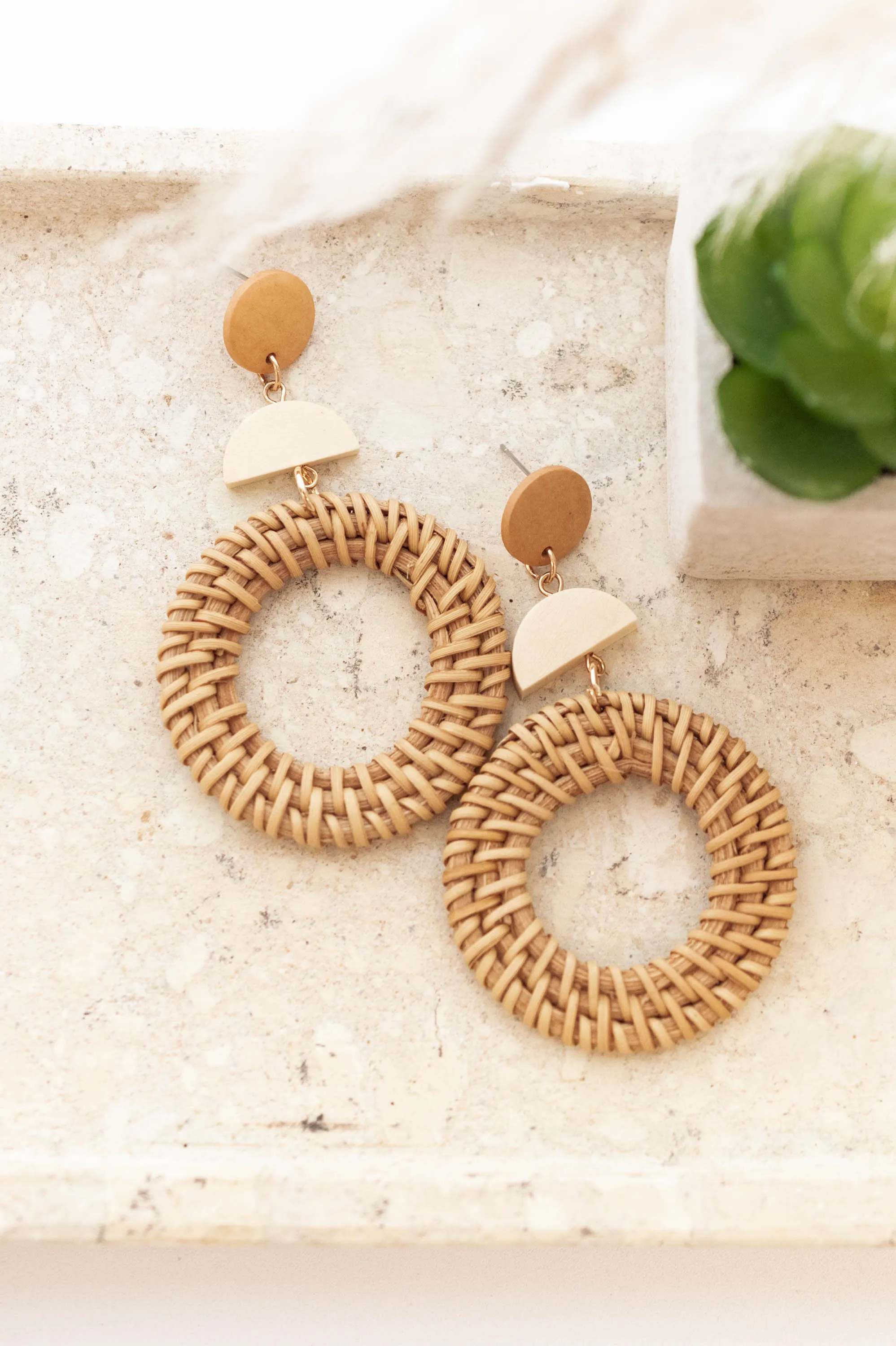 Brunch By the Beach Earrings, Tan