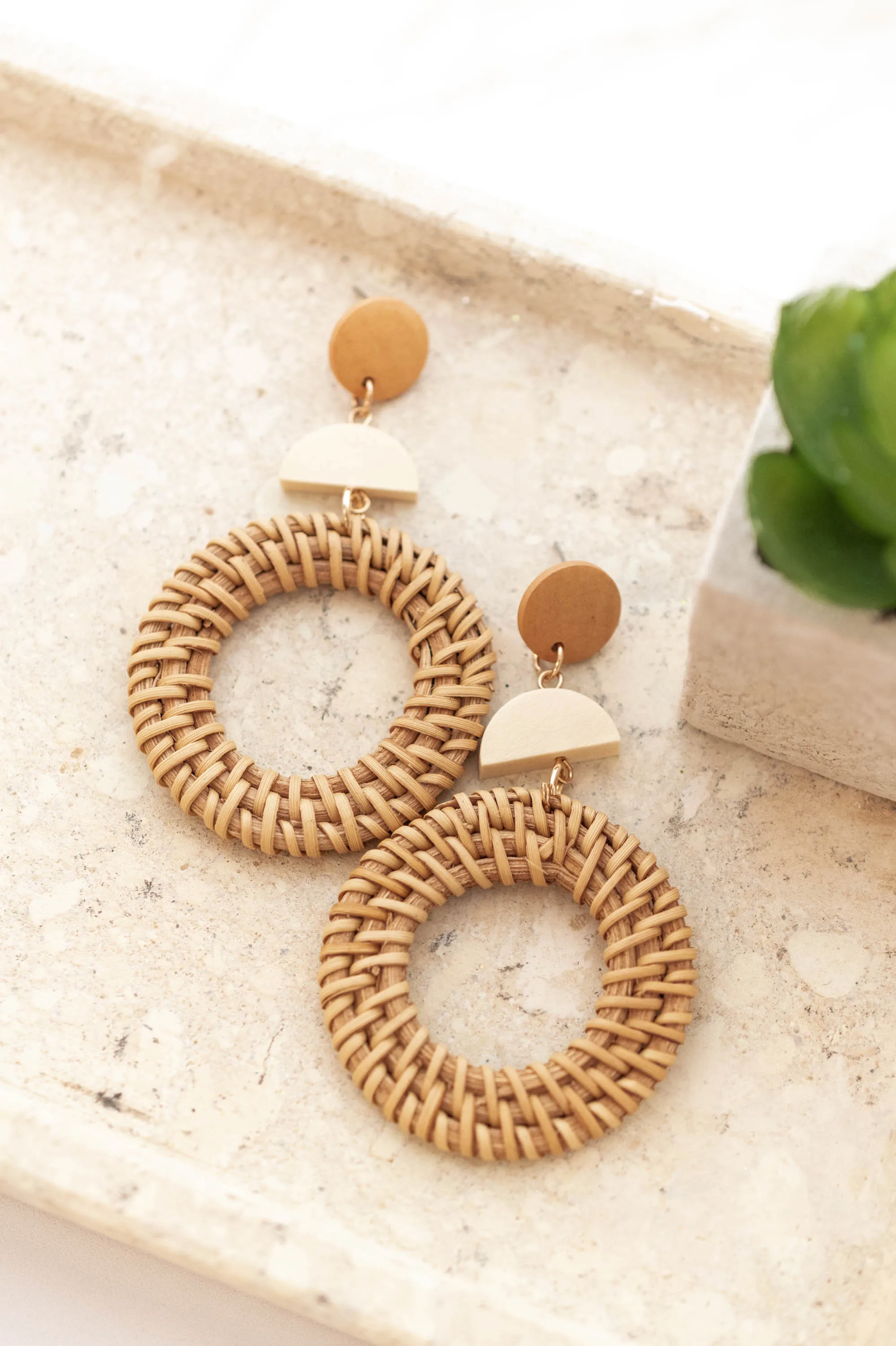 Brunch By the Beach Earrings, Tan