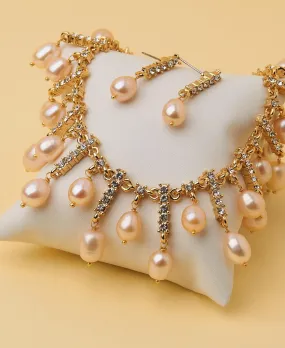 Exquisite Pearl Necklace Set