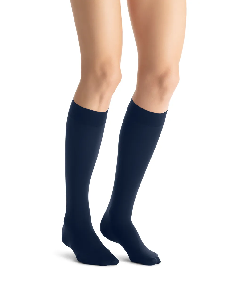 Jobst Opaque SoftFit Closed Toe 15-20 mmHg Knee Highs