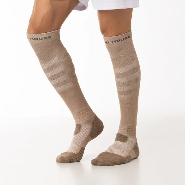 Men's Long Way Mountaineering Stripe knee high socks 3-packs