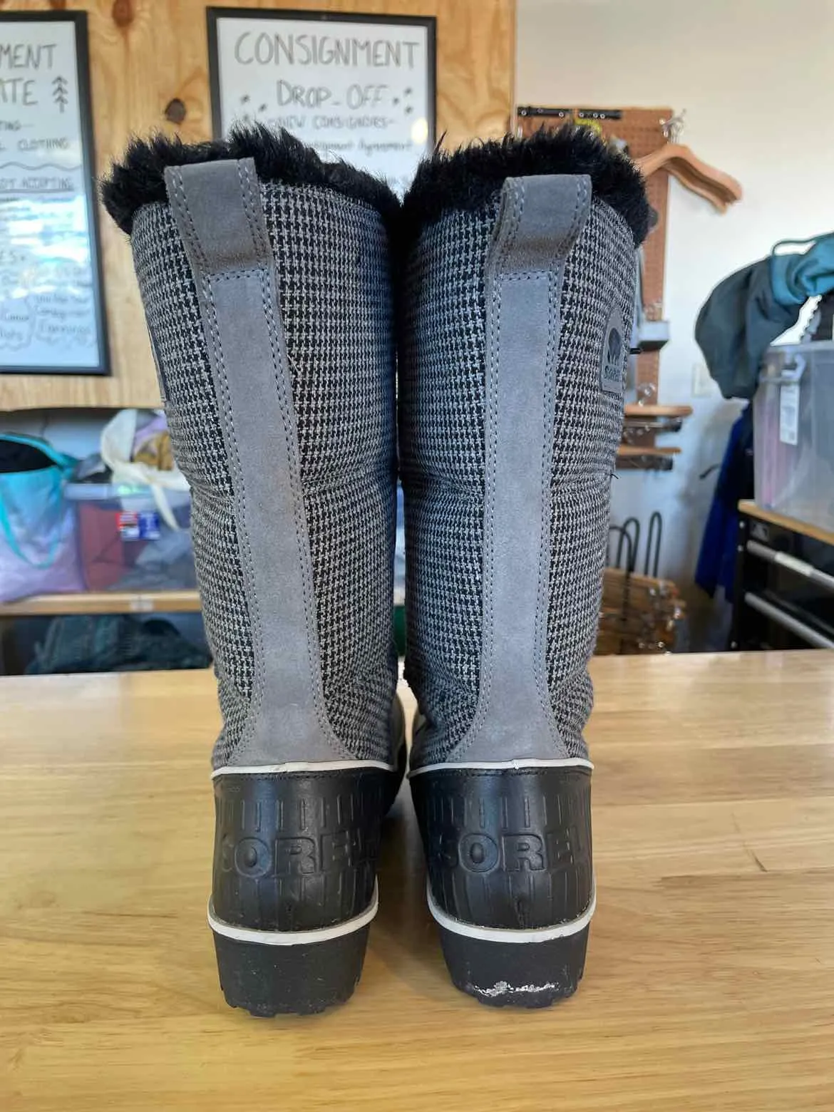 Shoe Size 8 Sorel Grey Women's Winter Boots